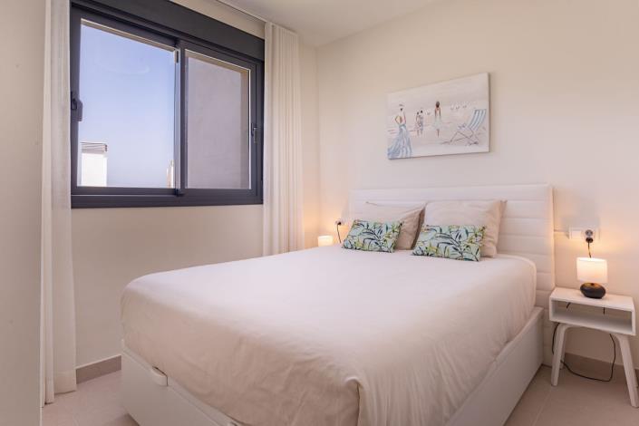 Image No.12-3 Bed Apartment for sale