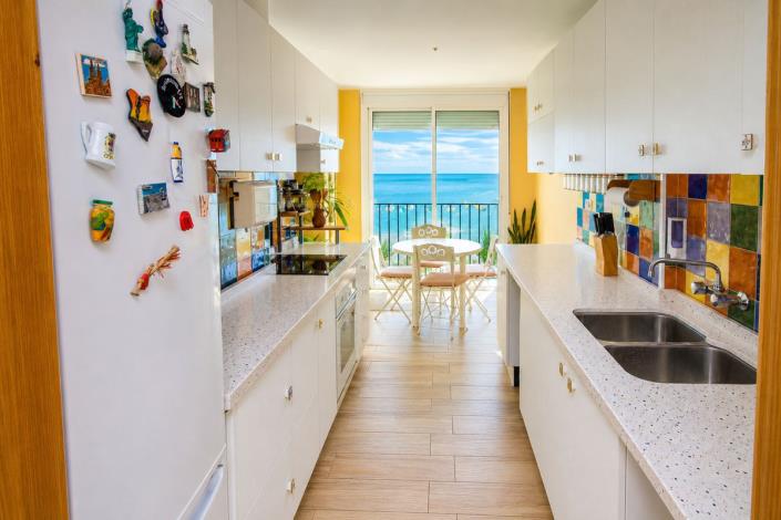 Image No.6-3 Bed Apartment for sale