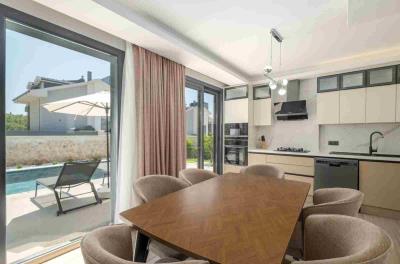 Property-for-sale-in-ovacik14