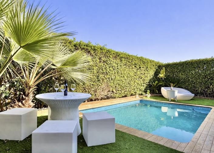 Image No.3-4 Bed Villa for sale