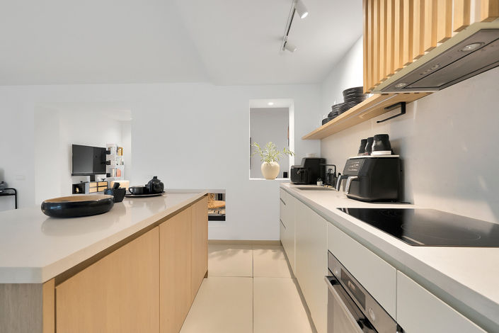 Image No.8-2 Bed Property for sale