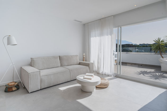 Image No.8-2 Bed Property for sale