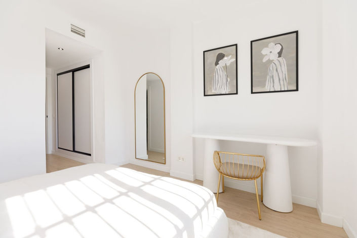 Image No.23-3 Bed Property for sale