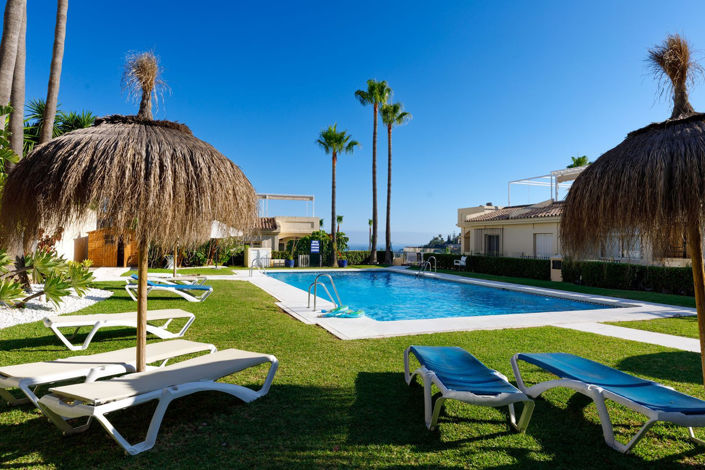 Image No.37-3 Bed Property for sale