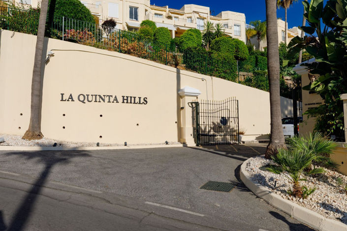 Image No.40-3 Bed Property for sale