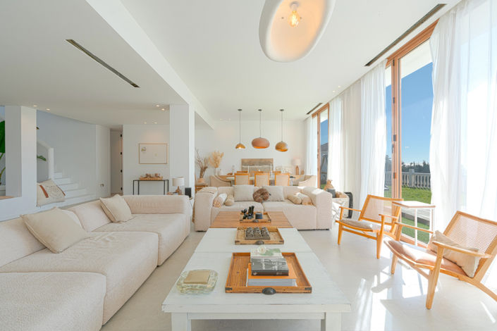 Image No.10-5 Bed Villa for sale