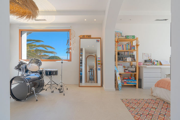 Image No.28-5 Bed Villa for sale