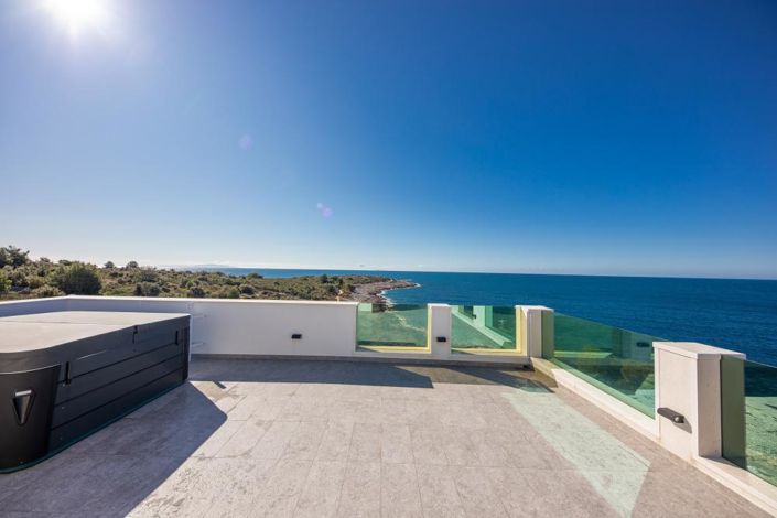 Image No.15-3 Bed Property for sale