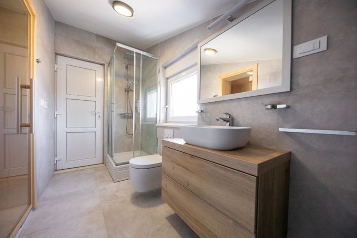 Image No.21-3 Bed Property for sale