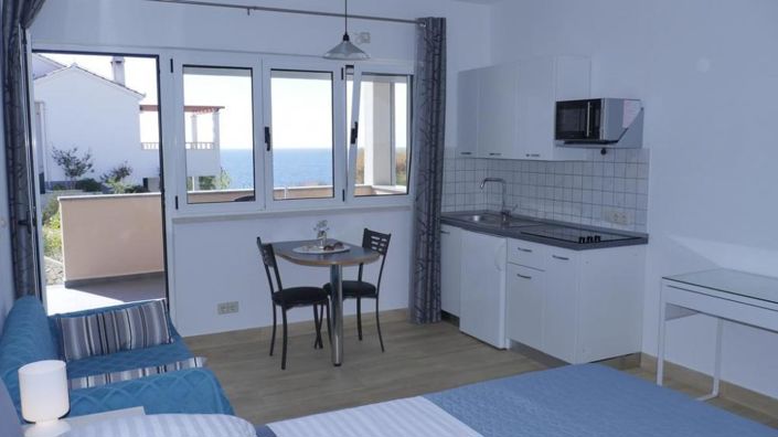 Image No.9-8 Bed Property for sale