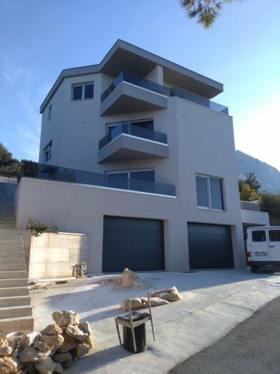 Image No.3-Propriété de 4 chambres à vendre à Podgora