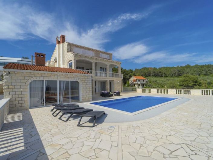 Image No.3-4 Bed Property for sale