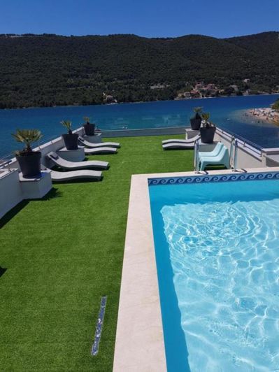 Image No.17-7 Bed Property for sale