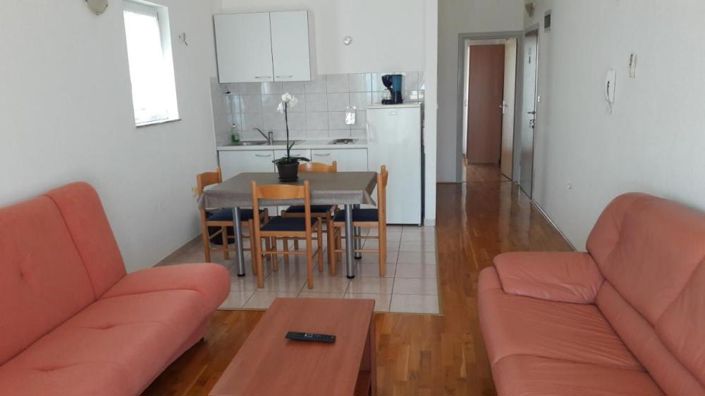 Image No.16-Propriété de 12 chambres à vendre à Makarska
