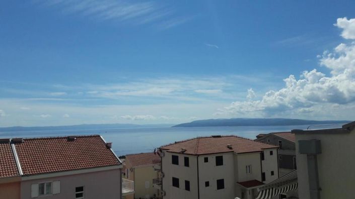 Image No.2-Propriété de 12 chambres à vendre à Makarska