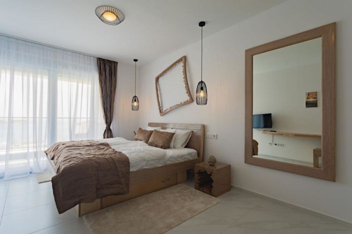 Image No.25-4 Bed Property for sale