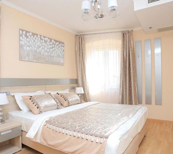 Image No.3-20 Bed Property for sale