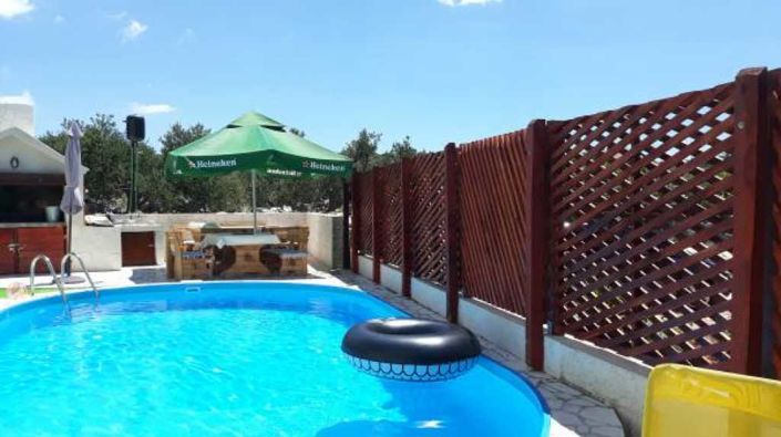 Image No.5-6 Bed Property for sale