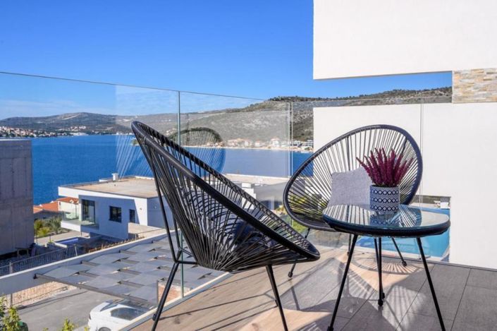 Image No.7-3 Bed Property for sale
