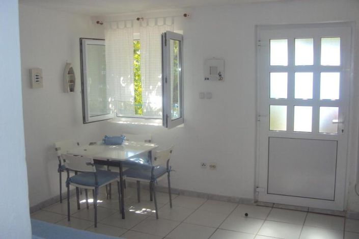 Image No.13-10 Bed Property for sale