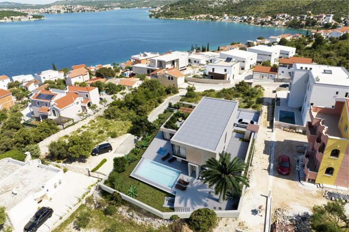 Image No.20-3 Bed Property for sale