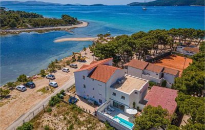 1 - Sibenik, Property