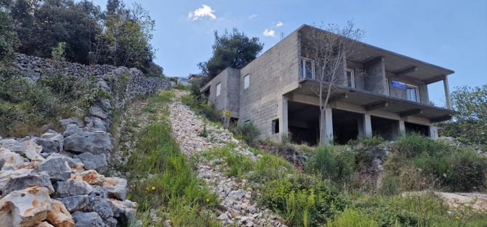 Image No.17-3 Bed Property for sale
