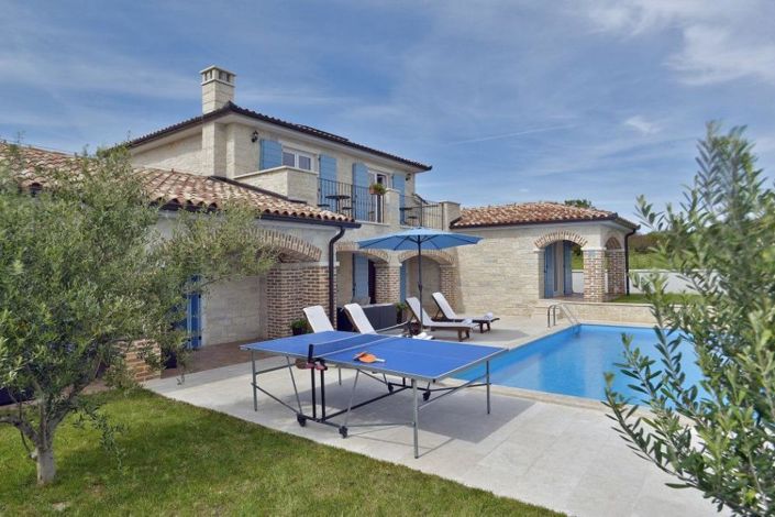 Image No.5-8 Bed Property for sale