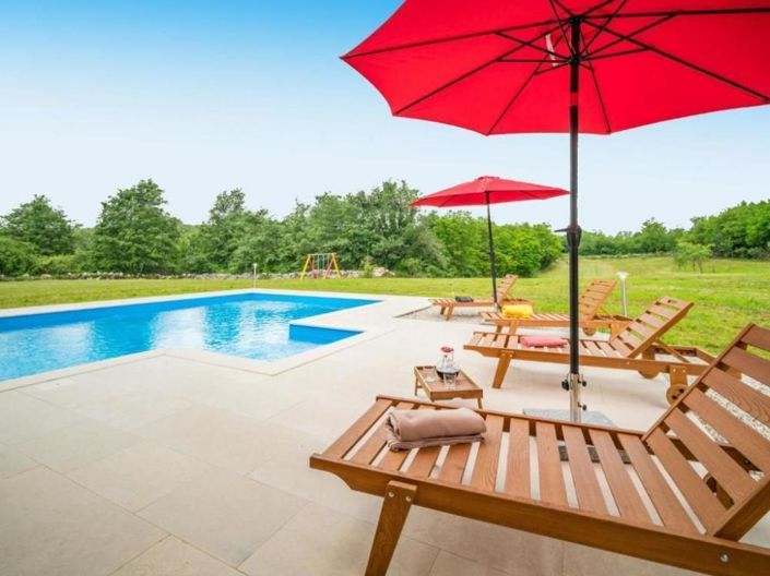 Image No.3-6 Bed Property for sale