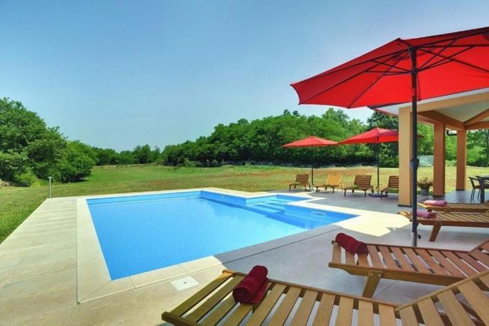 Image No.4-6 Bed Property for sale