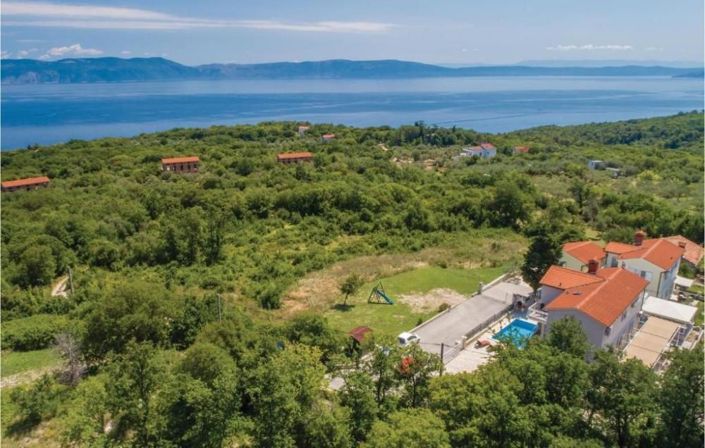 Image No.4-Propriété de 4 chambres à vendre à Croatie