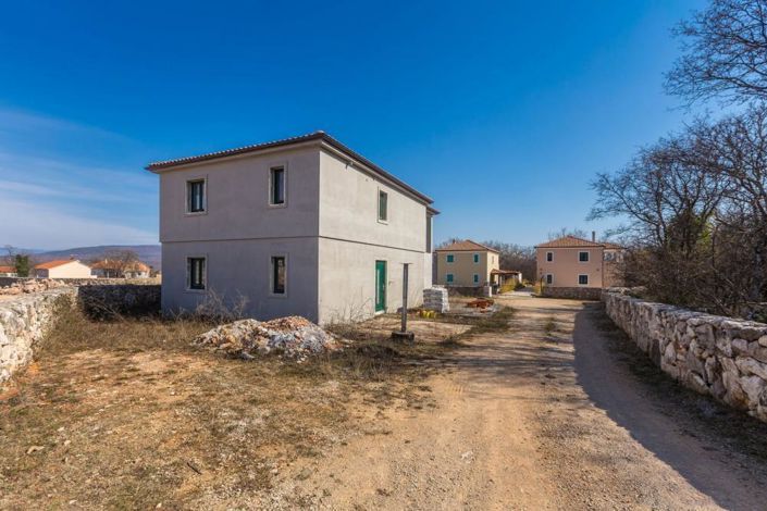 Image No.3-4 Bed Property for sale