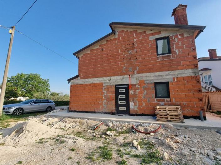 Image No.5-4 Bed Property for sale