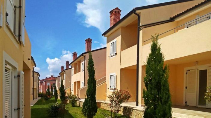 Image No.3-4 Bed Property for sale