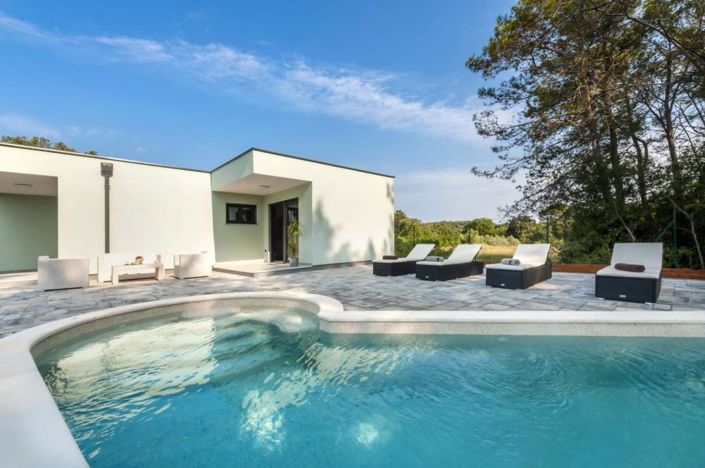 Image No.2-Propriété de 2 chambres à vendre à Rovinj
