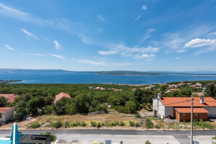 Image No.7-4 Bed Property for sale
