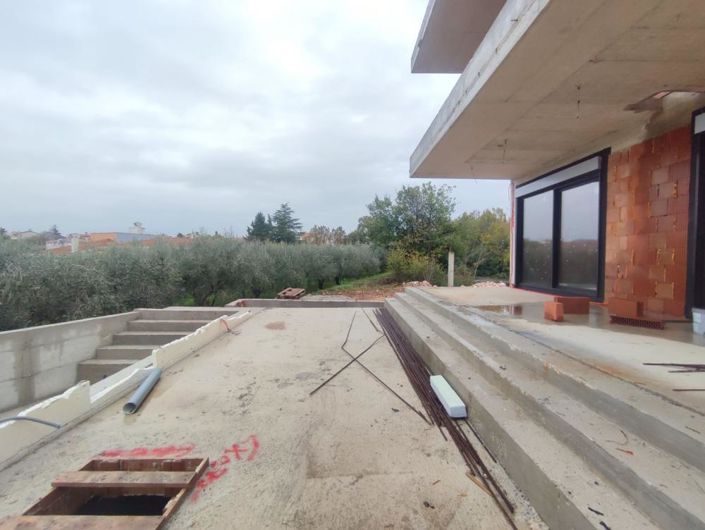 Image No.25-3 Bed Property for sale