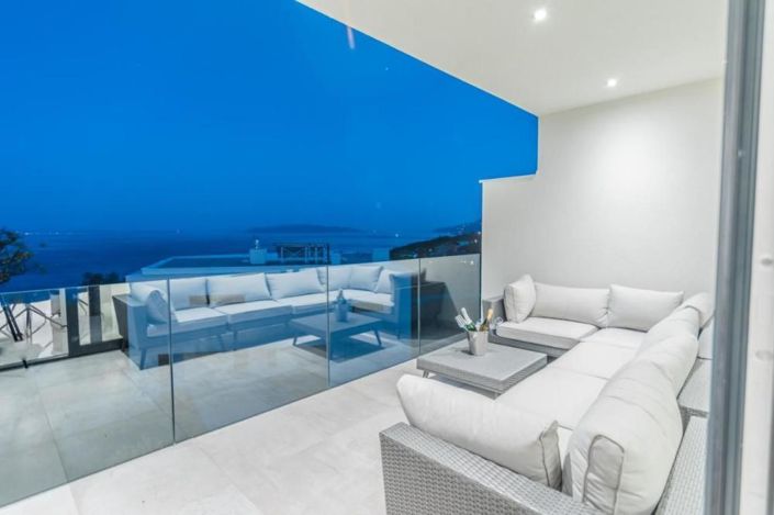 Image No.14-4 Bed Property for sale