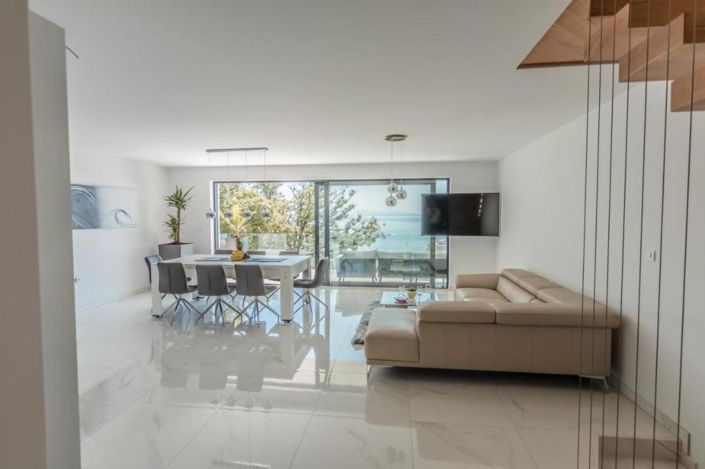 Image No.24-4 Bed Property for sale