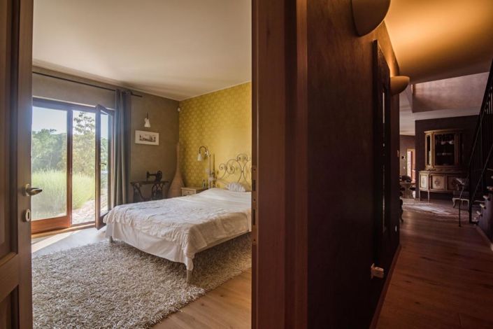 Image No.16-5 Bed Property for sale