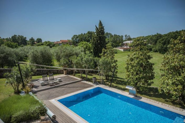 Image No.3-5 Bed Property for sale