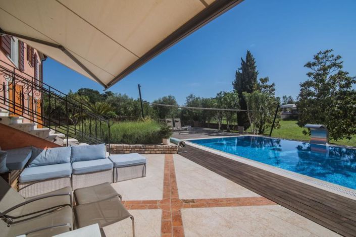 Image No.4-5 Bed Property for sale