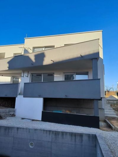 Image No.3-Propriété de 3 chambres à vendre à Rovinj