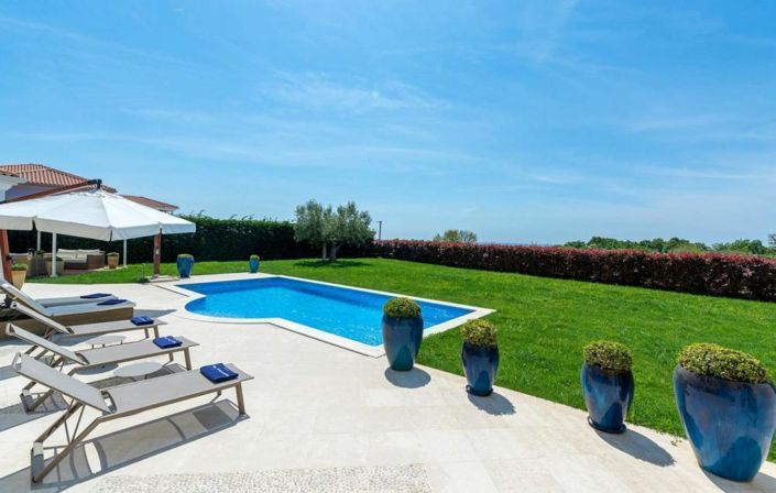 Image No.9-4 Bed Property for sale