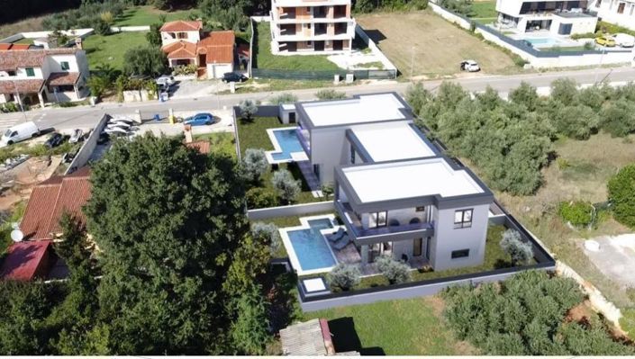 Image No.5-3 Bed Property for sale