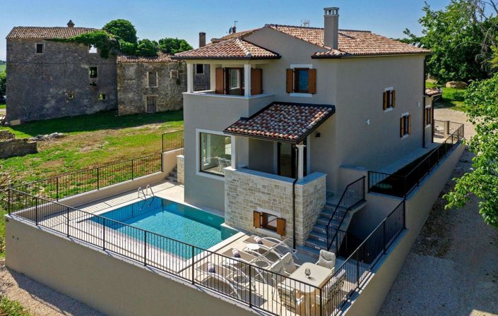 Image No.4-3 Bed Property for sale