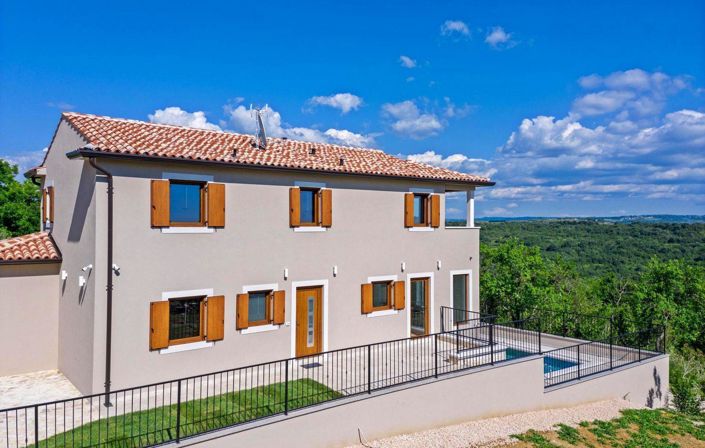 Image No.6-3 Bed Property for sale