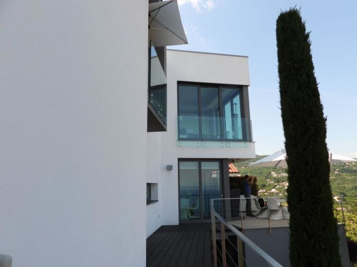 Image No.18-4 Bed Property for sale