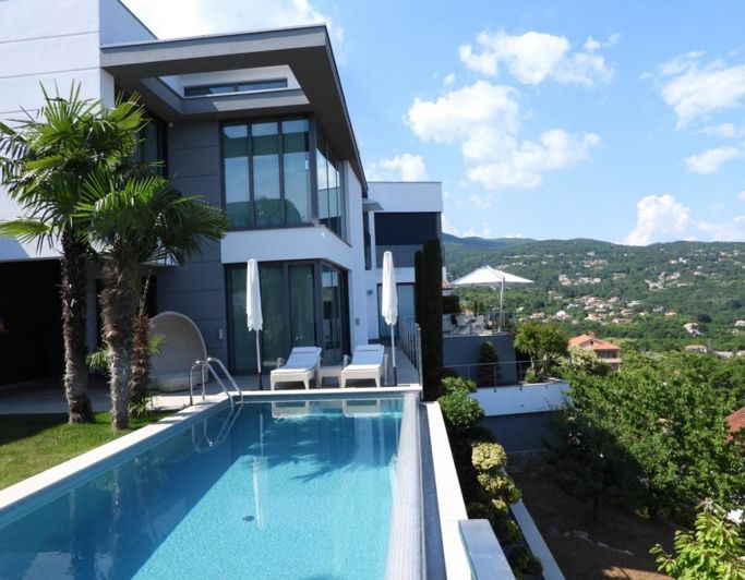 Image No.23-4 Bed Property for sale