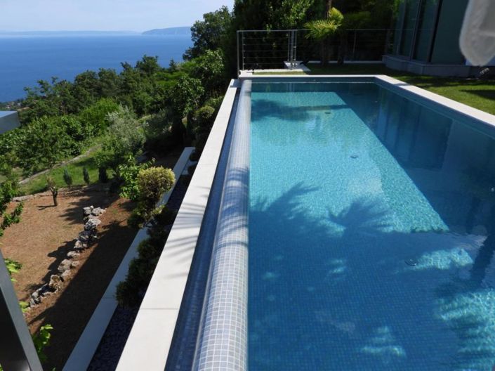 Image No.25-4 Bed Property for sale